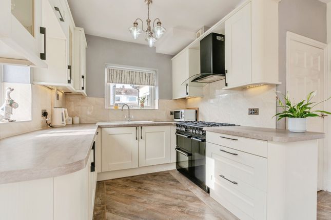 17, Springwood Road, Lancashire photo 2