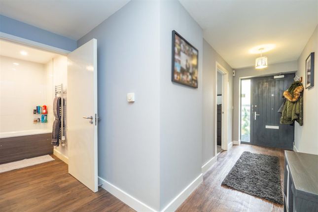 Flat for sale in Baywillow Avenue, Carshalton