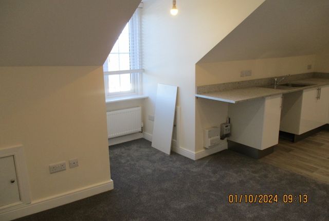 Flat 12 Sandrock, 104-106 Exeter Road Devon, Exmouth photo 5