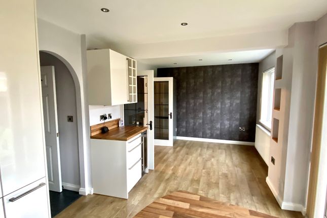 9, Threave Loan, Dunfermline photo 5