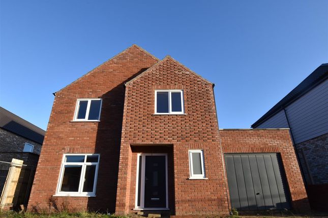 4-bed house on 52 Seaview Crescent, Sheringham, £535,000