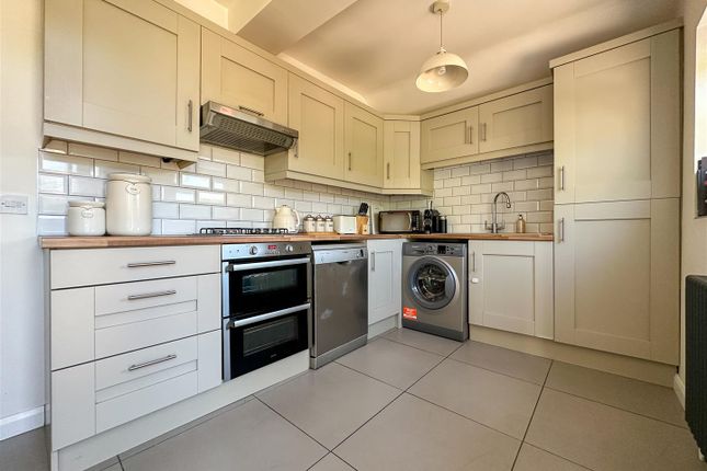 34, Woodland Avenue, Stoke-On-Trent photo 3