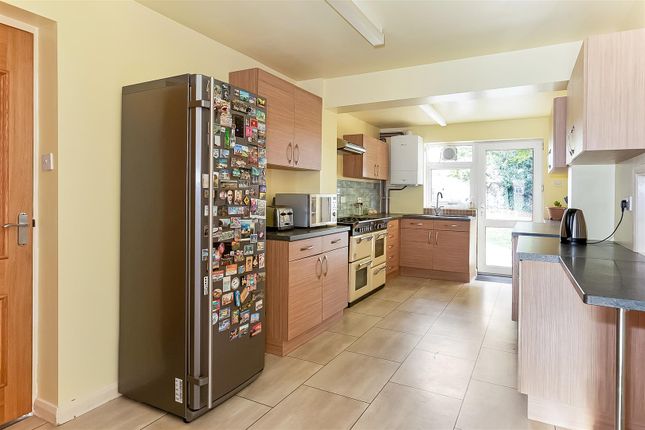 15, Ravenshead Close, South Croydon photo 4