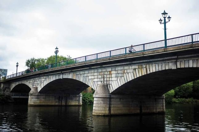 1BR, London Road, Staines-upon-Thames photo 4