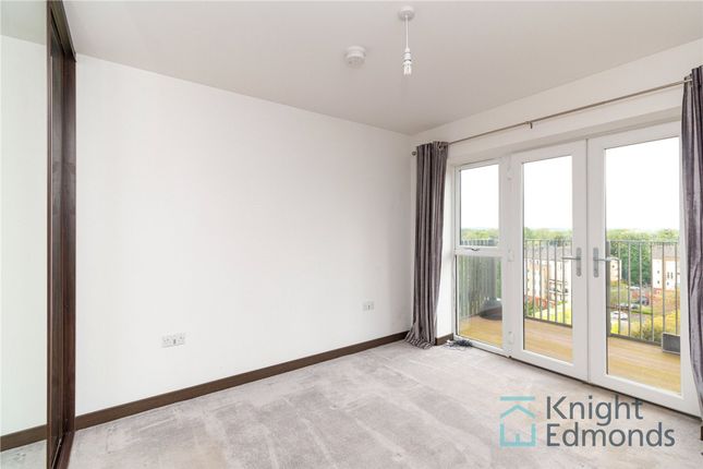 Flat to rent in Rosalind Drive, Amphion Place Rosalind Drive