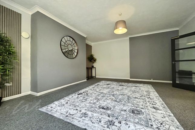 Upper Grosvenor Road, Tunbridge Wells photo 3