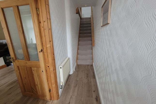 19, Heol Morlais, Trimsaran Llanelli photo 3