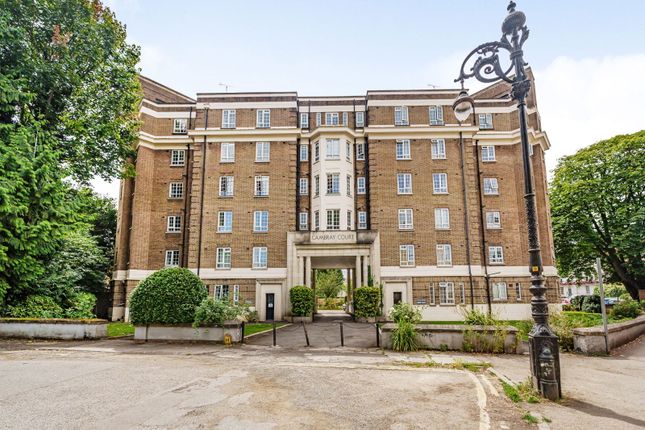 Flat for sale in Cambray Court, Town Centre, Cheltenham