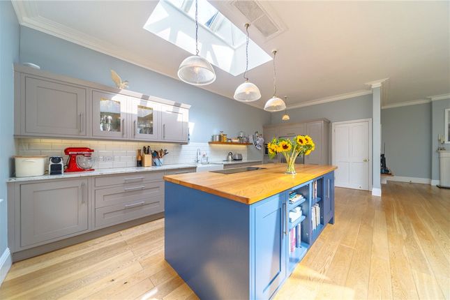 17, St. Lukes Road, Berkshire photo 4