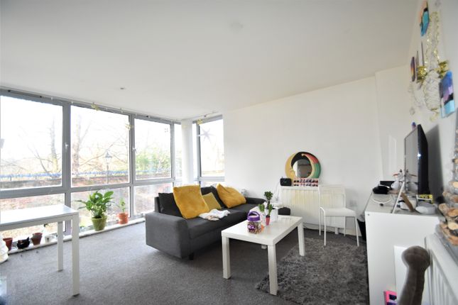 Thumbnail Flat to rent in Royal James House, Admiralty Road, Portsmouth, Hampshire
