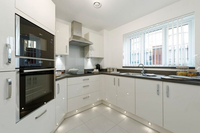 19 Edward Place, Churchfield Road, Walton-On-Thames photo 4