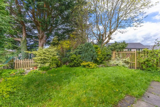 17 Howe Gardens, Kendal photo 2