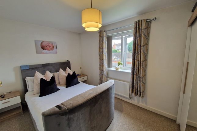 162, Mansfield photo 5