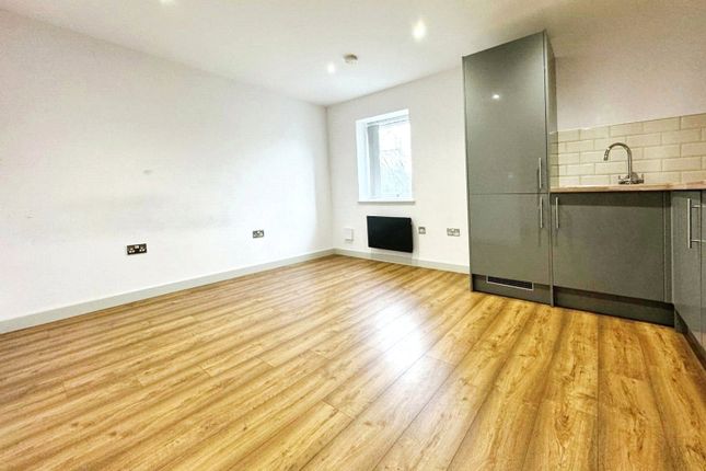 Apt 15