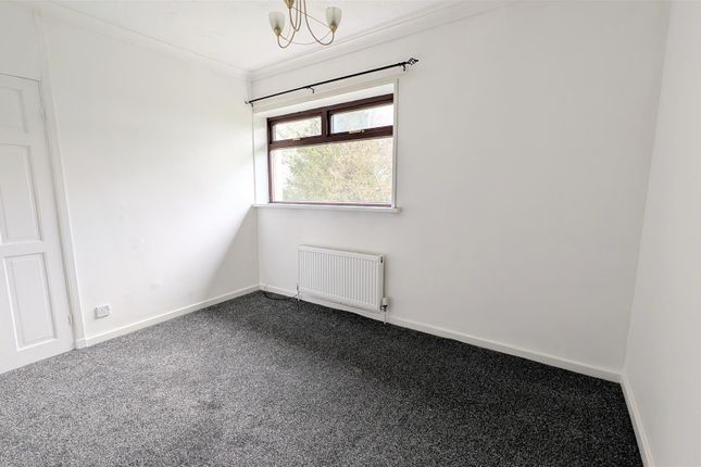 45, Mountain Crescent, Dewsbury photo 5