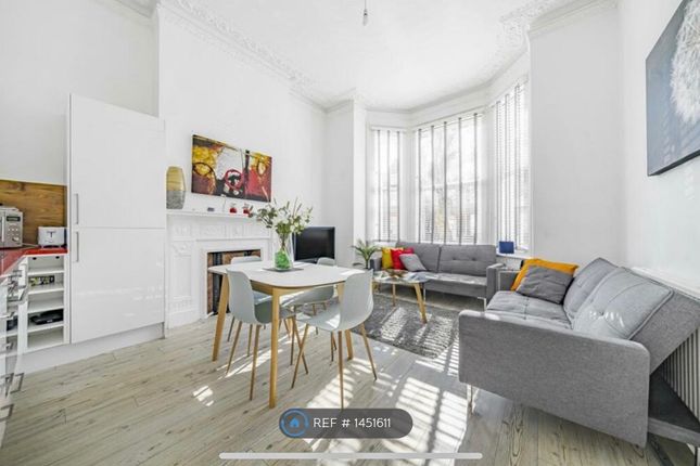 Thumbnail Flat to rent in London, London