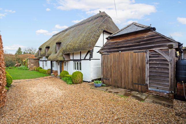 Cottage for sale in Gangbridge Lane, St. Mary Bourne, Andover, Hampshire