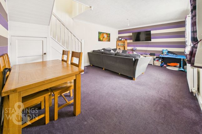 1 Rampart Road, Great Yarmouth photo 4