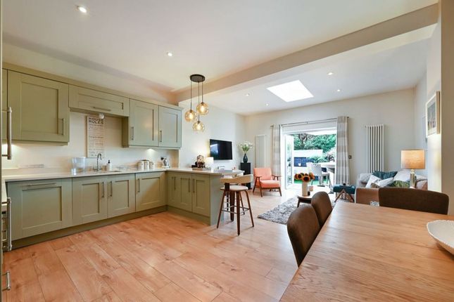 20 Kings Road, Surbiton photo 4