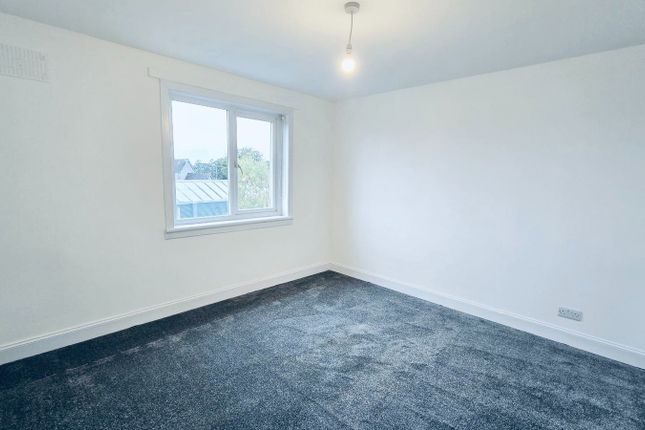 6, Tron Court, Alloa photo 5