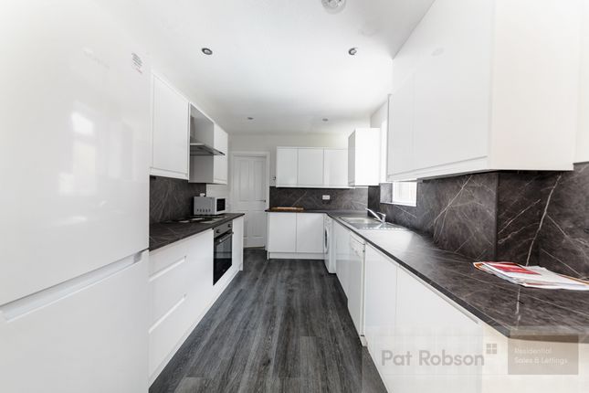 25, Lonsdale Terrace, Newcastle Upon Tyne photo 2