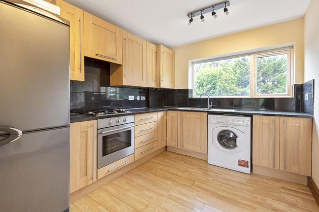 Flat to rent in Staines Road East, Sunbury-On-Thames