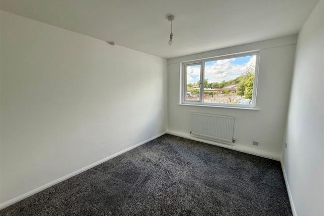 Flat 2, Ace Motors, Abbey Road, Barnstaple photo 5