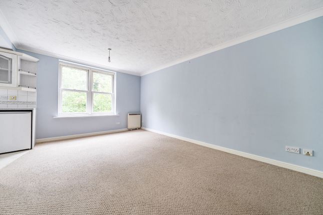 32, Tannery Drive, Suffolk photo 4