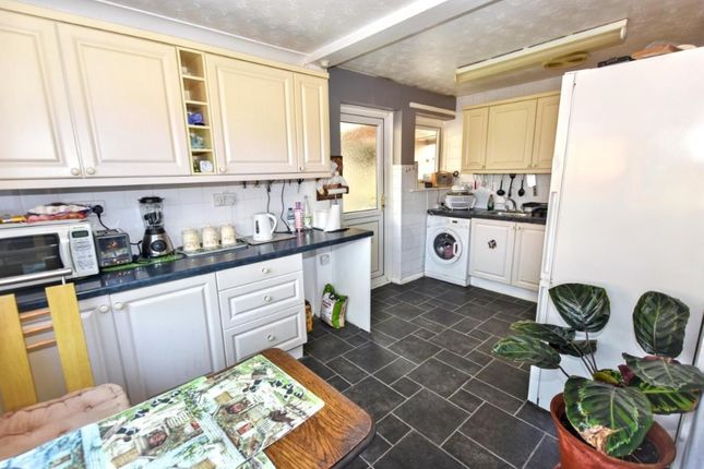 Roskrow Close, Redruth photo 4