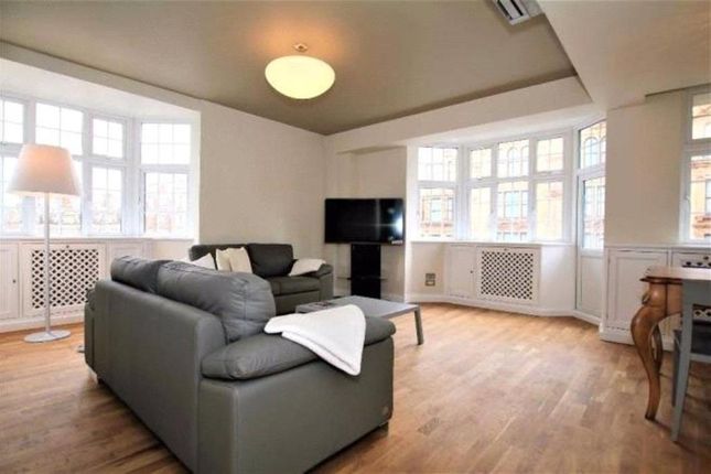 Thumbnail Flat to rent in Princes Court SW3, Brompton Road, London,