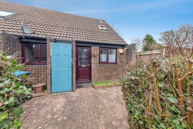 2-bed house on 239, Arncliffe Drive, Milton Keynes, £265,000