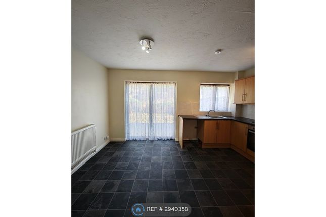 Wharf Road, Grays photo 5