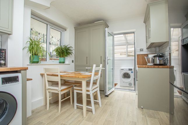 105, Minnis Lane, Kent photo 4