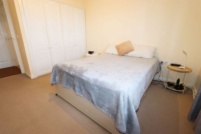 20, Hatfield Close, Corby photo 4