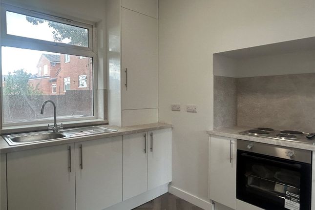 1, Copster Avenue, Oldham photo 3