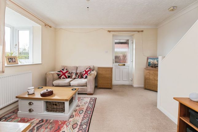 37, Celia Crescent, Exeter photo 3