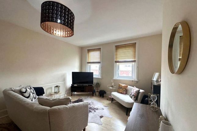 Flat 8, 23-25, St Andrews Road, Southsea photo 4