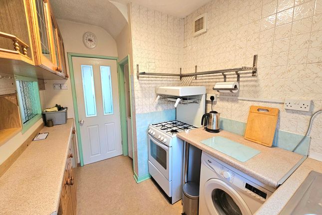32 Cherry Tree Avenue, Walsall photo 4