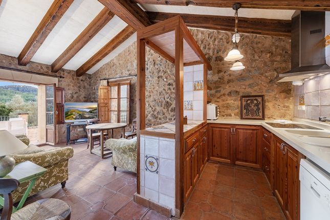 Country house for sale in Spain, Mallorca, Esporles