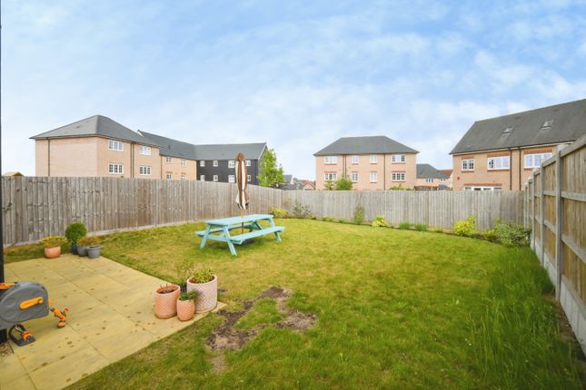 7, Apollo Chase, Ely photo 2