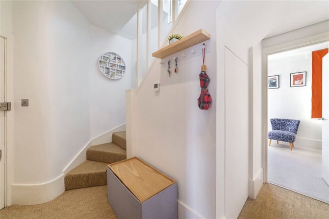 Flat for sale in Seven Dials Court, Shorts Gardens
