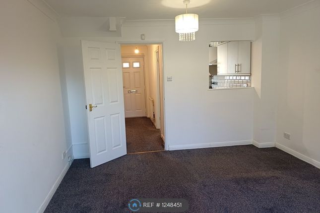 Heron Drive, Bushmead, Luton photo 3