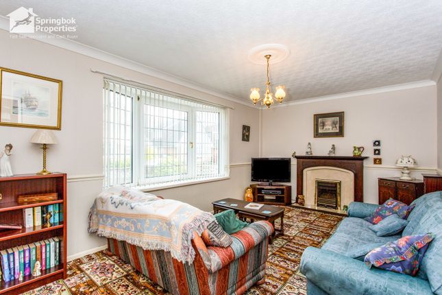 10, Bispham Ave, Leyland photo 2