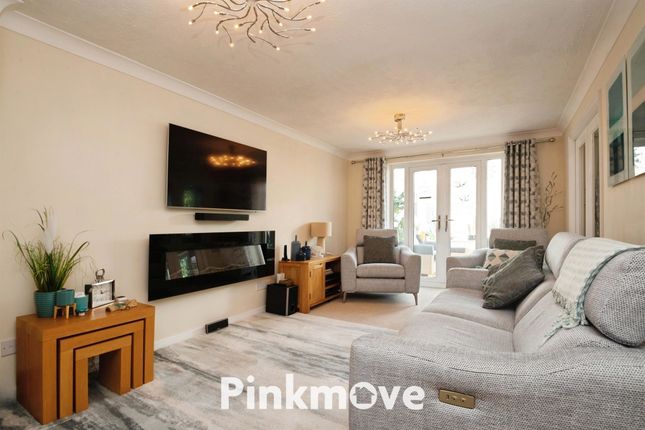 2, Grosmont Way, Newport photo 2