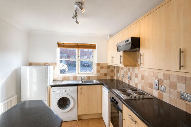 5A,, Hawthorne Place, Surrey photo 2