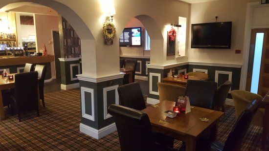 Thumbnail Hotel/guest house for sale in WF10, Castleford, West Yorkshire