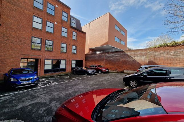 Flat for sale in Victoria Street, Altrincham