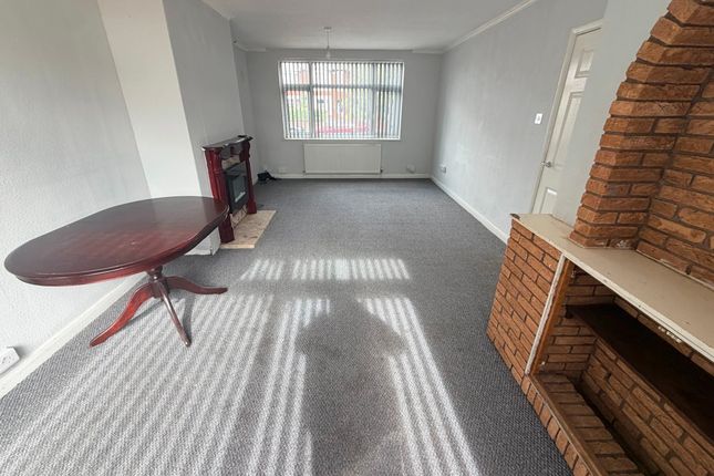136 Binley Road, Coventry photo 2