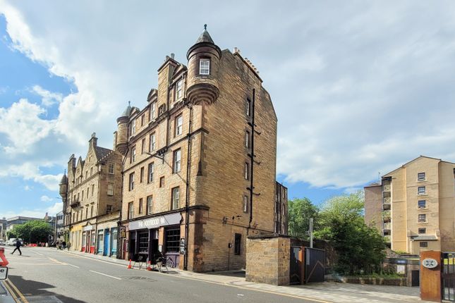 Thumbnail Flat for sale in 9/6 Holyrood Road, Old Town