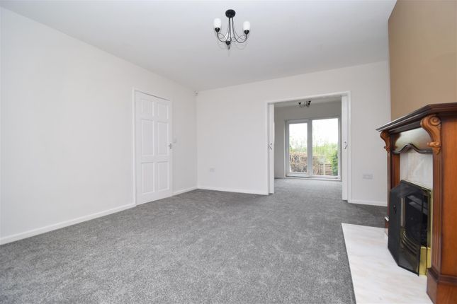 63, St Johns Mount, Wakefield photo 3